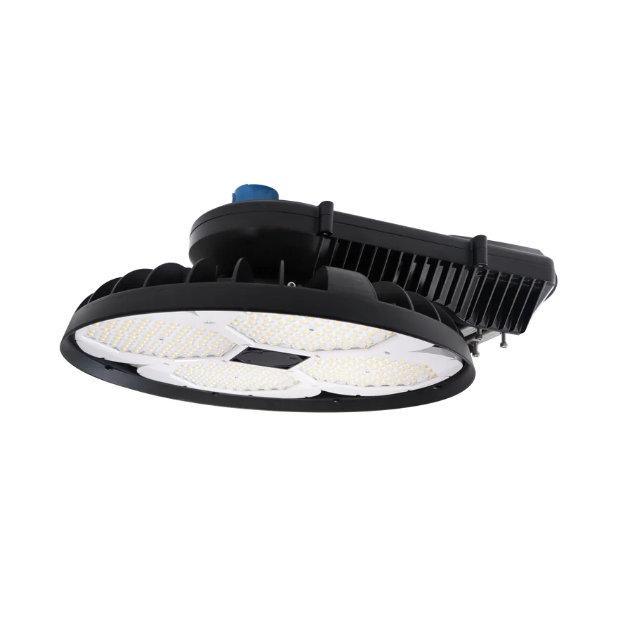 OmniMax LED high mast luminaire