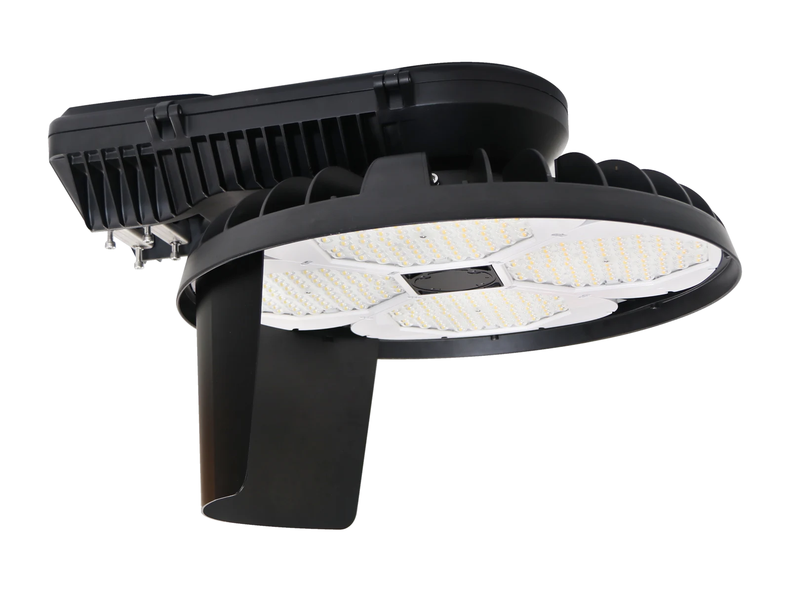 OmniMax — high-mast 165° rotating disc luminaire